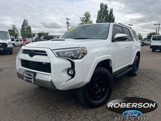 2023 Toyota 4Runner TRD Off-Road