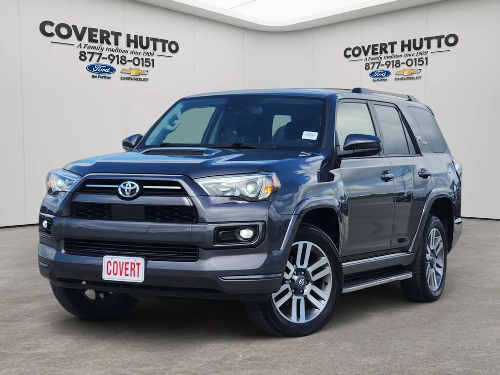 2023 Toyota 4Runner TRD Sport — photo 1 of 14
