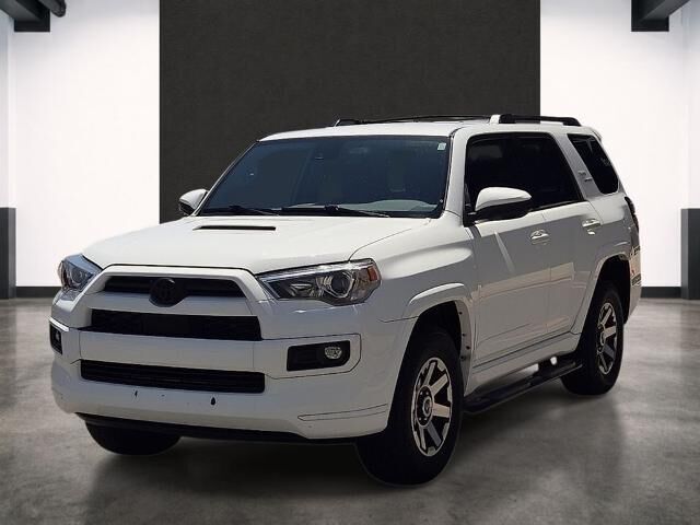 2022 Toyota 4Runner TRD Sport — photo 1 of 38