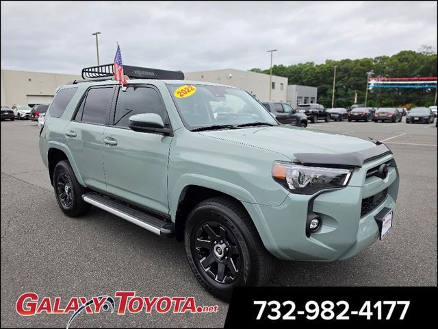 2022 Toyota 4Runner Trail — photo 1 of 13