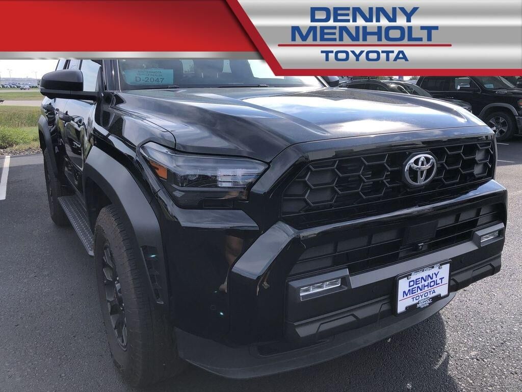2025 Toyota 4Runner Limited — photo 1 of 13