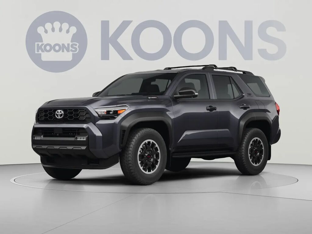 2025 Toyota 4Runner SR5 — photo 1 of 3