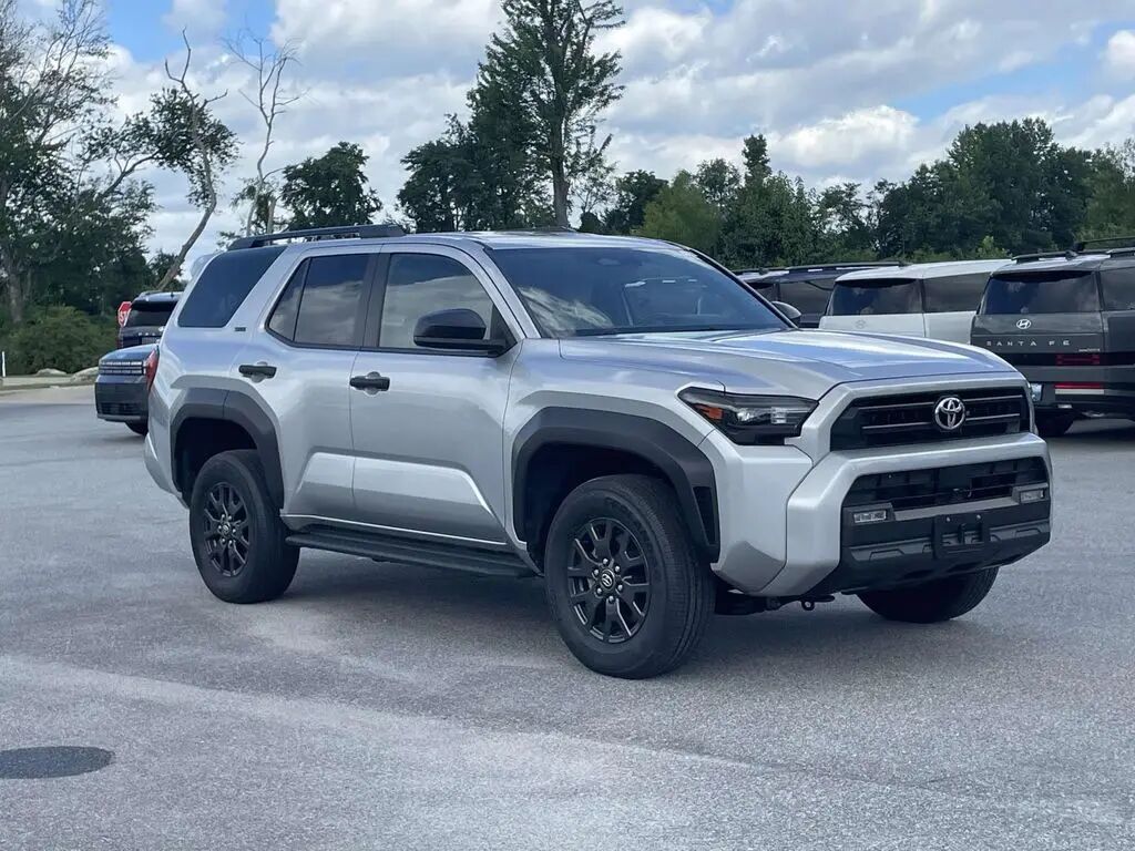 2025 Toyota 4Runner SR5 — photo 1 of 13