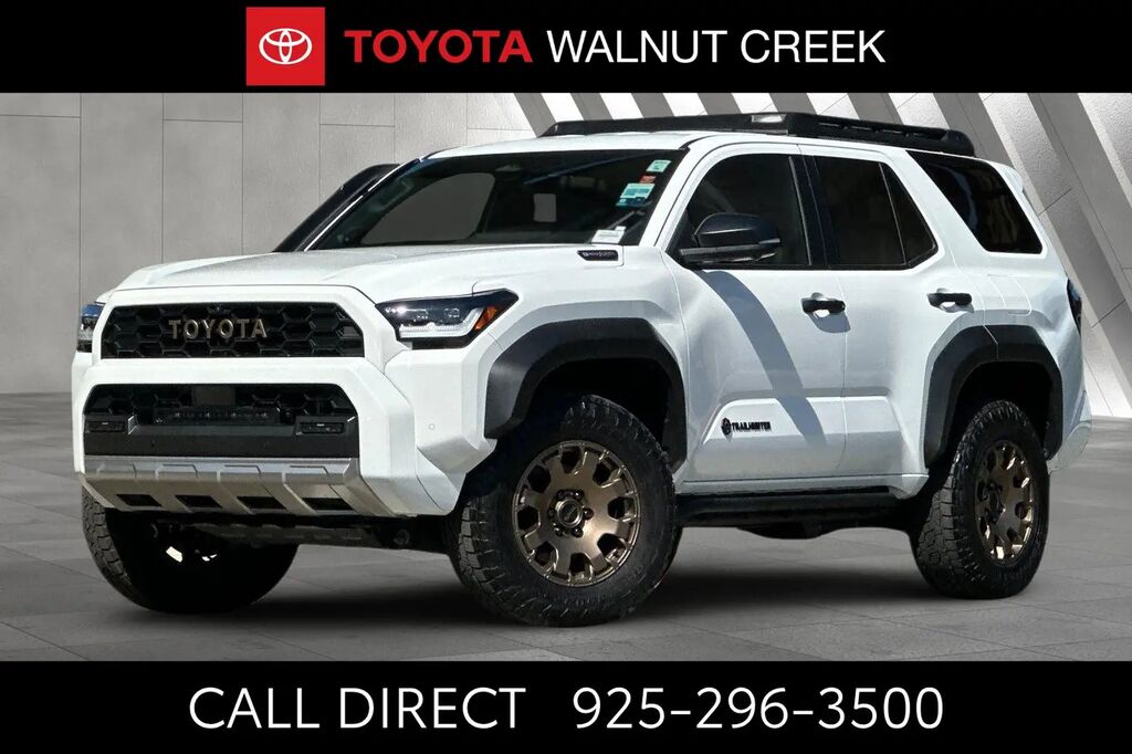 2025 Toyota 4Runner TRD Off-Road HV — photo 1 of 13