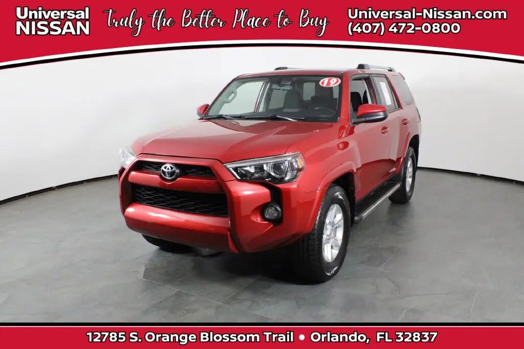 2019 Toyota 4Runner SR5 — photo 1 of 13