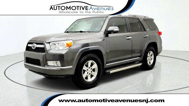 2013 Toyota 4Runner 4WD 4dr V6 SR5