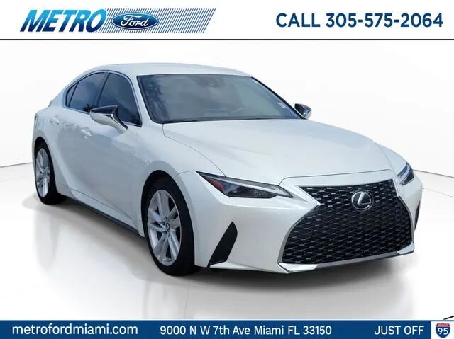 2022 Lexus IS 300 Base