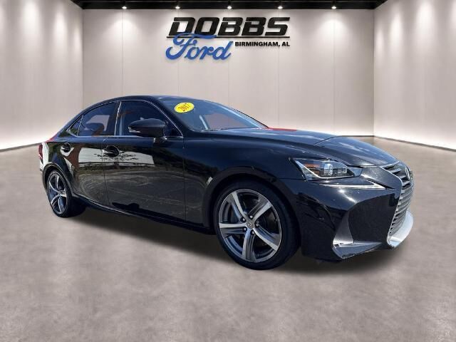 2017 Lexus IS 200t Base — photo 1 of 13
