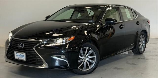2017 Lexus ES 300h Base
