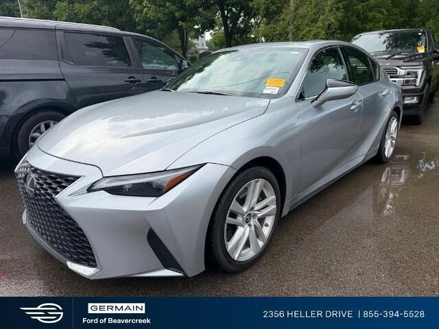 2021 Lexus IS 300 Base — photo 1 of 24