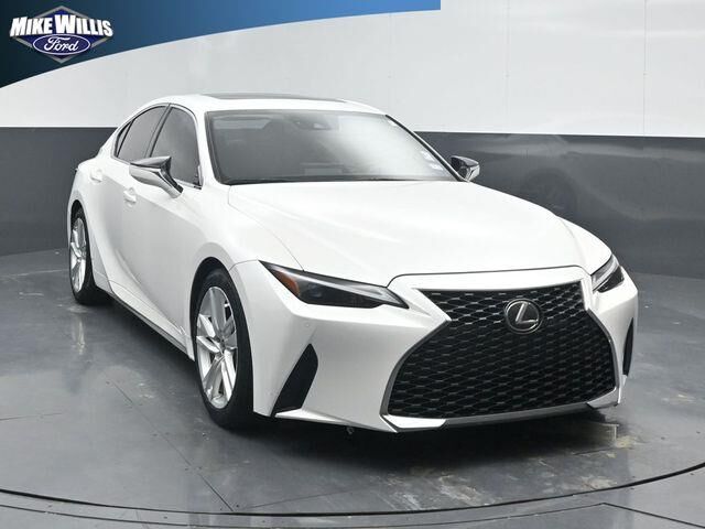2021 Lexus IS 300 Base — photo 1 of 13