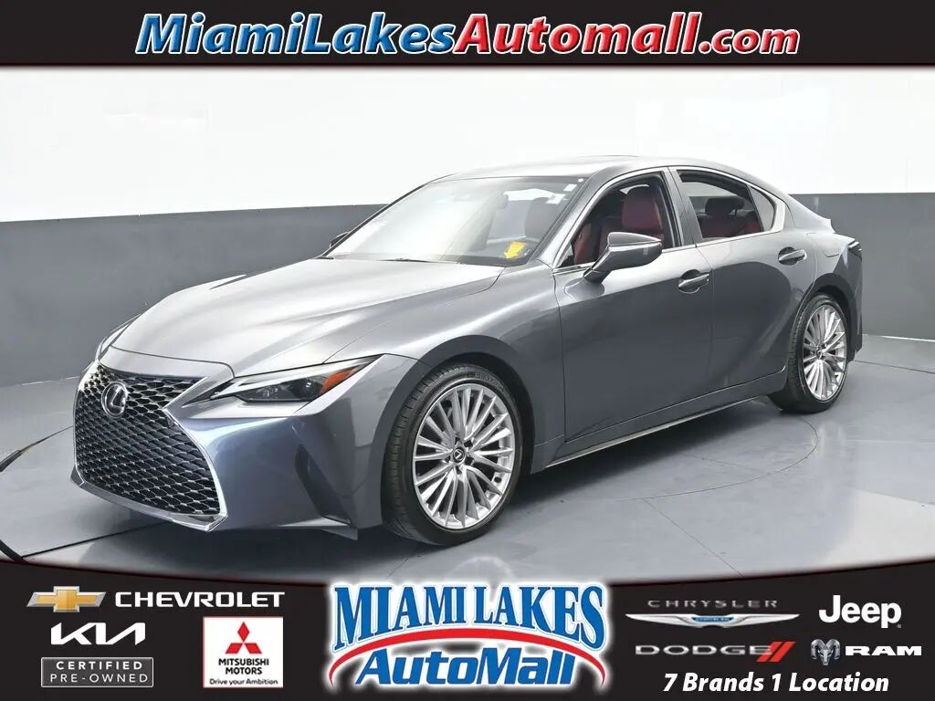 2025 Lexus IS 300 Base — photo 1 of 13