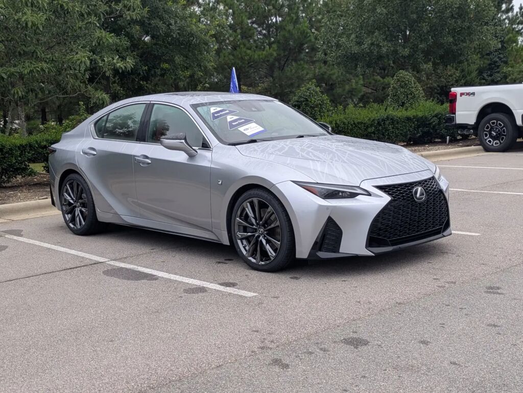 2022 Lexus IS 350 F SPORT — photo 1 of 28