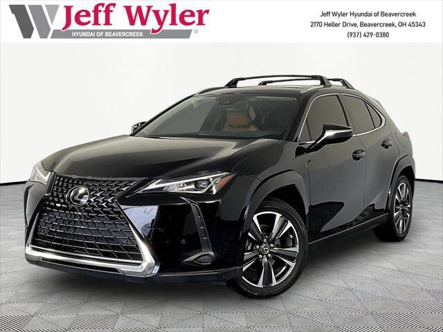 2022 Lexus UX 200 Base — photo 1 of 5