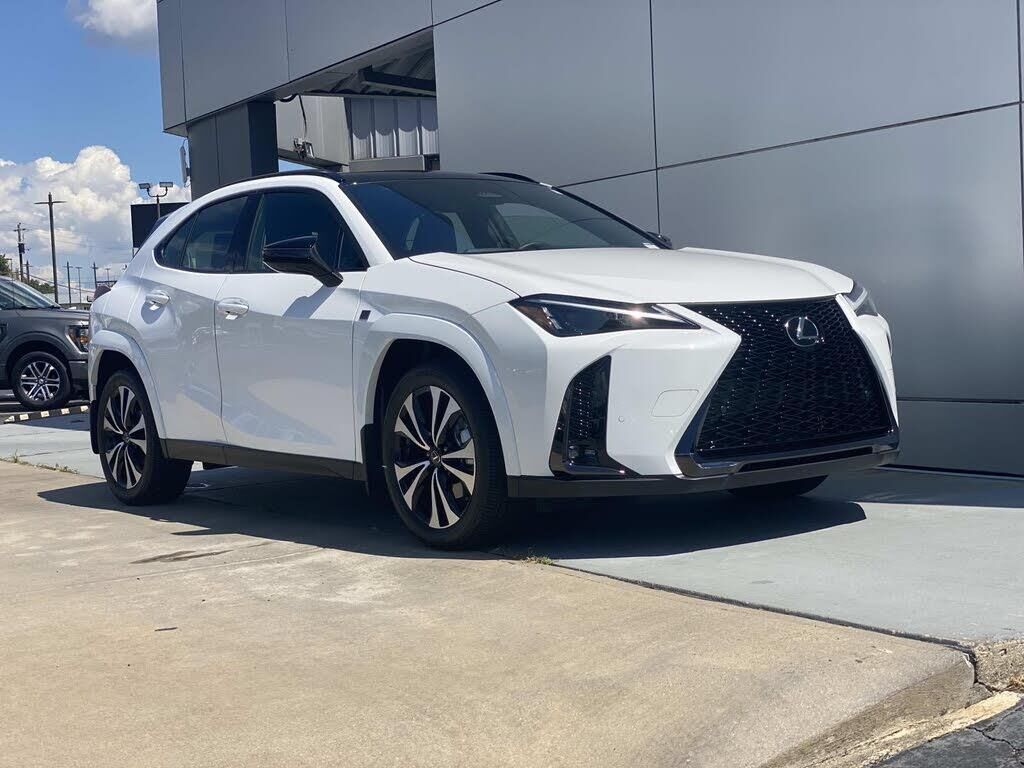 2025 Lexus UX 300h F SPORT Design — photo 1 of 1