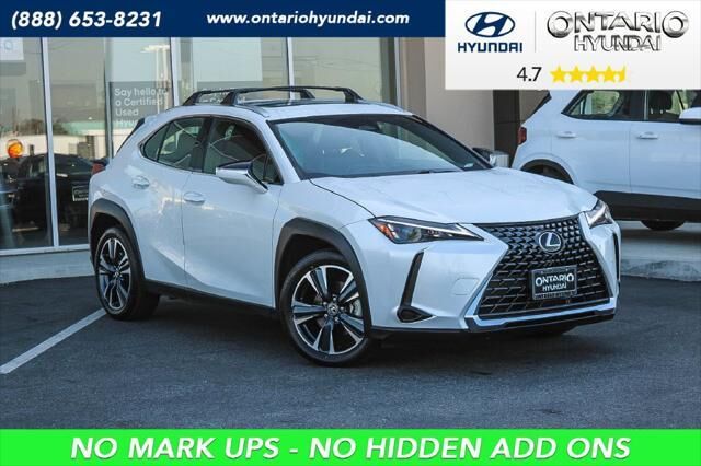 2025 Lexus UX 300h Base