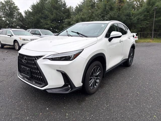 2025 Lexus NX 350h Base — photo 1 of 13