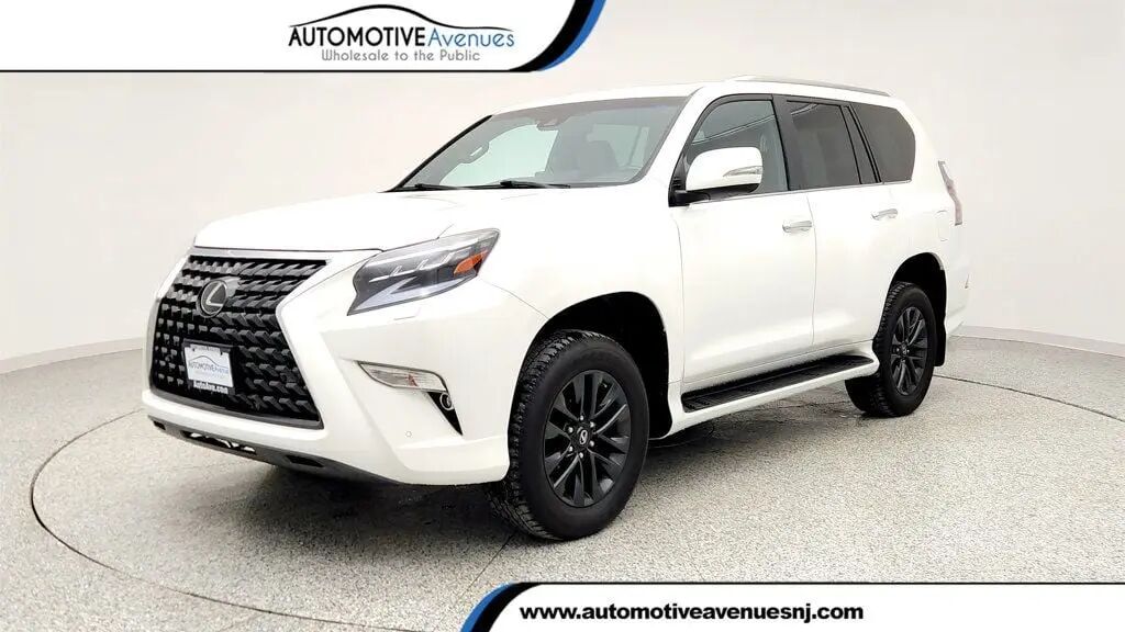 2023 Lexus GX 460 Base — photo 1 of 13