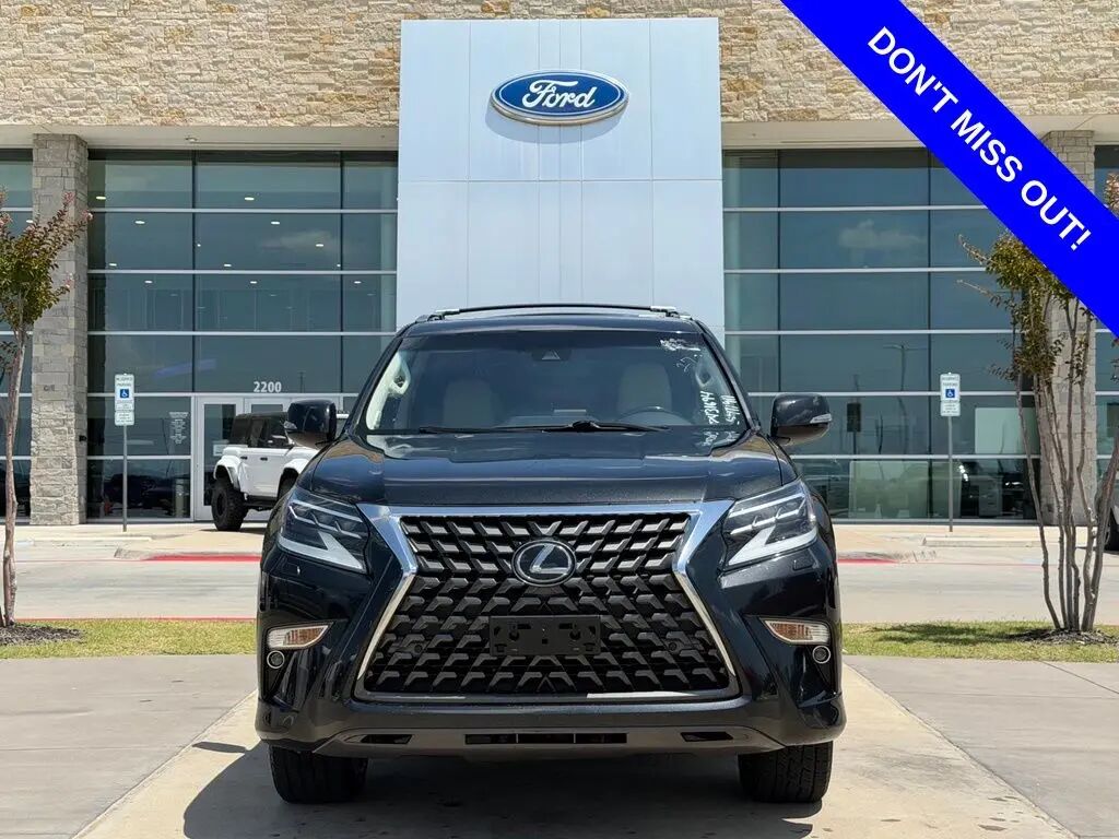 2023 Lexus GX 460 Base — photo 1 of 28