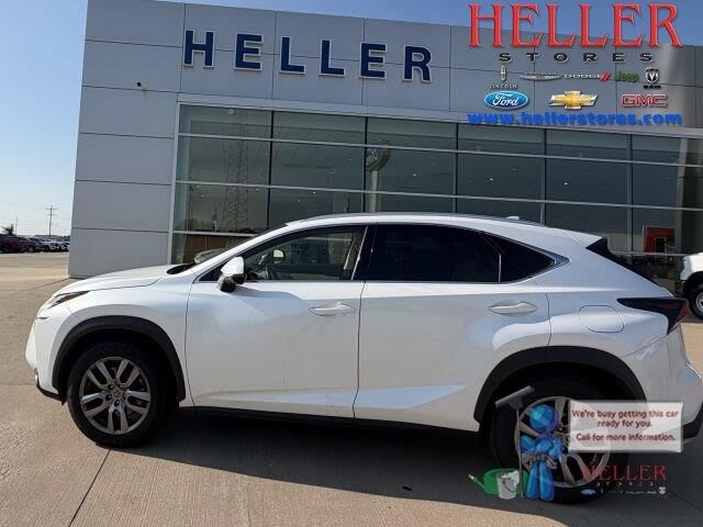 2015 Lexus NX 200t Base — photo 1 of 2