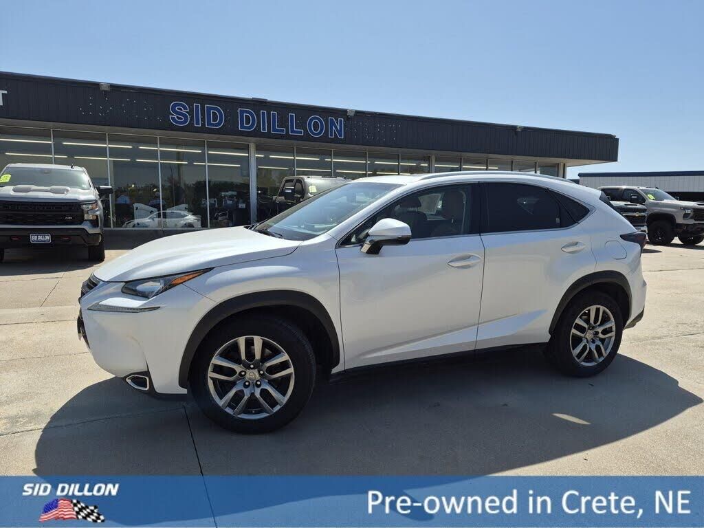 2016 Lexus NX 200t Base — photo 1 of 1