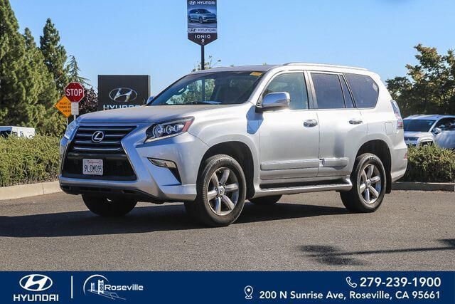 2017 Lexus GX 460 Base — photo 1 of 13