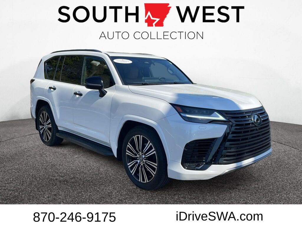 2025 Lexus LX 700h Luxury — photo 1 of 1