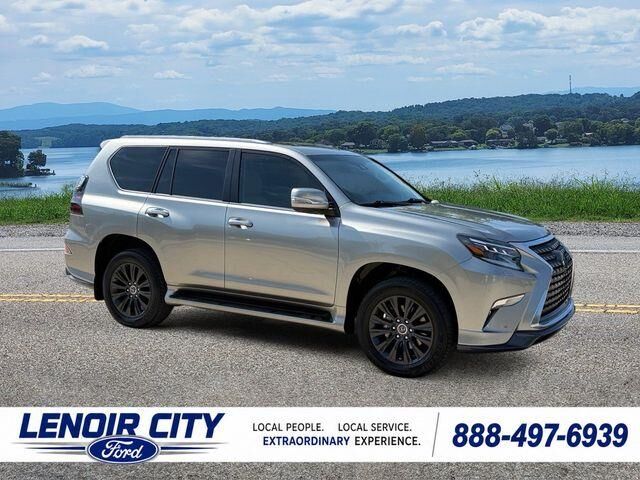 2023 Lexus GX 460 Luxury — photo 1 of 14