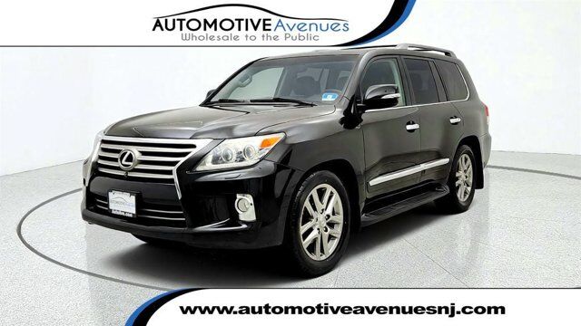 2013 Lexus LX 570 4WD 4dr w/ Luxury Package, Mark Levinson &amp; Rear Entertainment — photo 1 of 26
