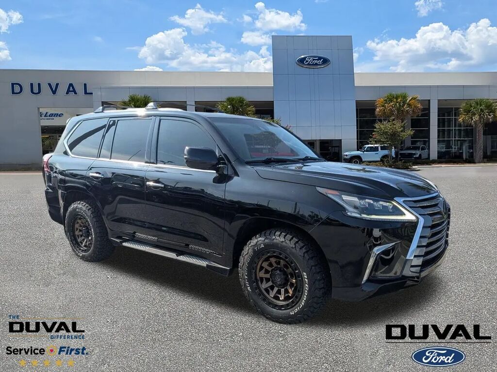 2019 Lexus LX 570 Three-Row — photo 1 of 38