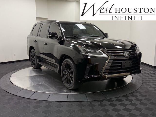 2019 Lexus LX 570 Three-Row — photo 1 of 13