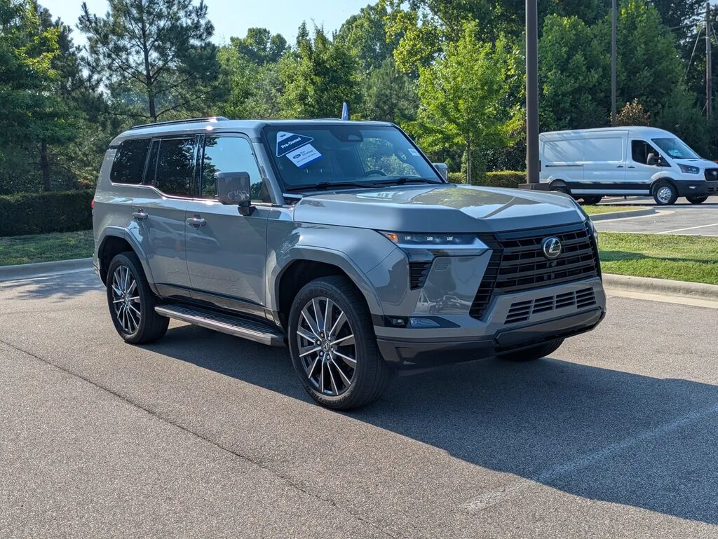 2024 Lexus GX 550 Luxury — photo 1 of 13