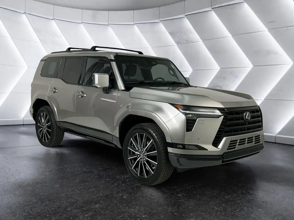 2024 Lexus GX 550 Luxury — photo 1 of 13