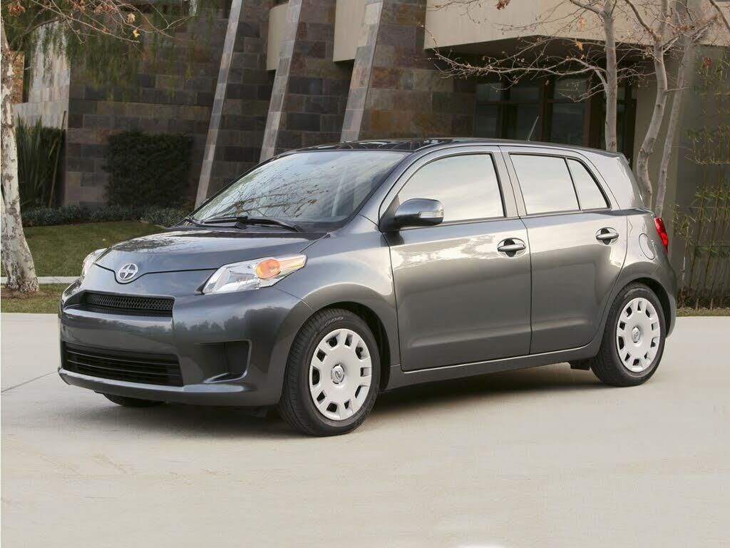 2010 Scion xD Base — photo 1 of 1