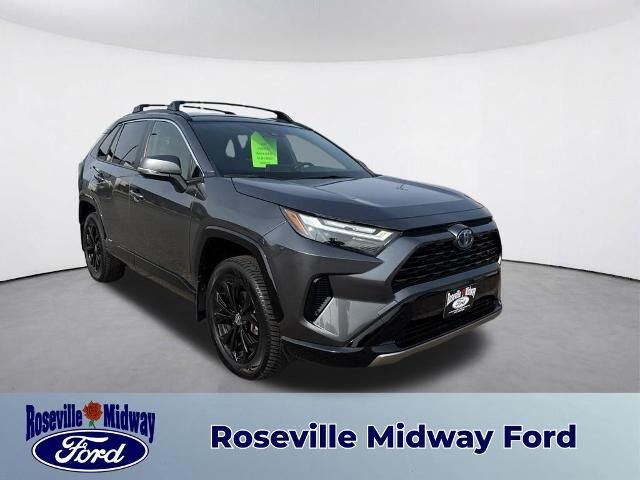2023 Toyota RAV4 Hybrid SE