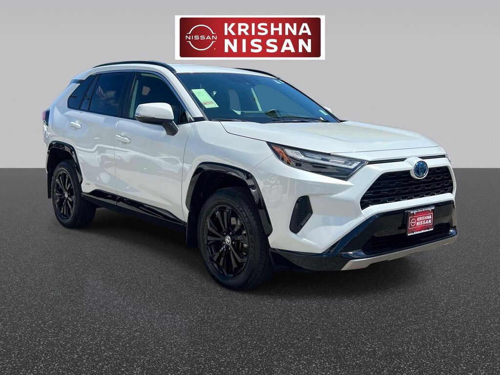 2024 Toyota RAV4 Hybrid SE AWD (Natl) — photo 1 of 12