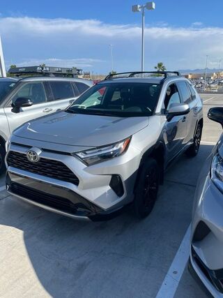 2025 Toyota RAV4 SE — photo 1 of 2