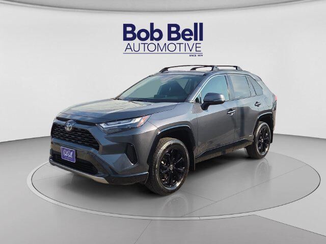 2022 Toyota RAV4 Hybrid SE