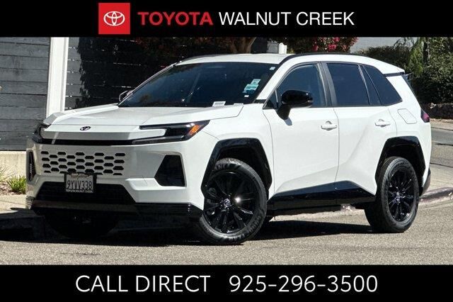 2026 Toyota RAV4 Plug-in Hybrid SE — photo 1 of 13