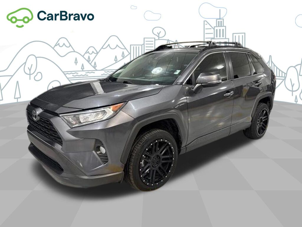 2019 Toyota RAV4 XLE Premium — photo 1 of 7