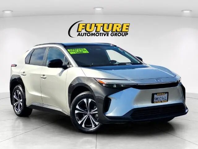 2024 Toyota bZ4X XLE