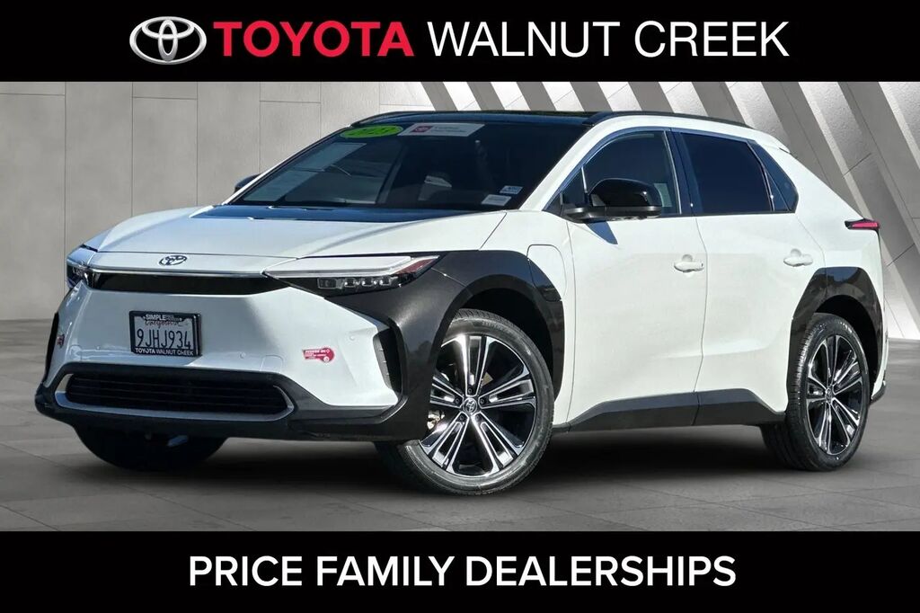 2023 Toyota bZ4X Limited — photo 1 of 10