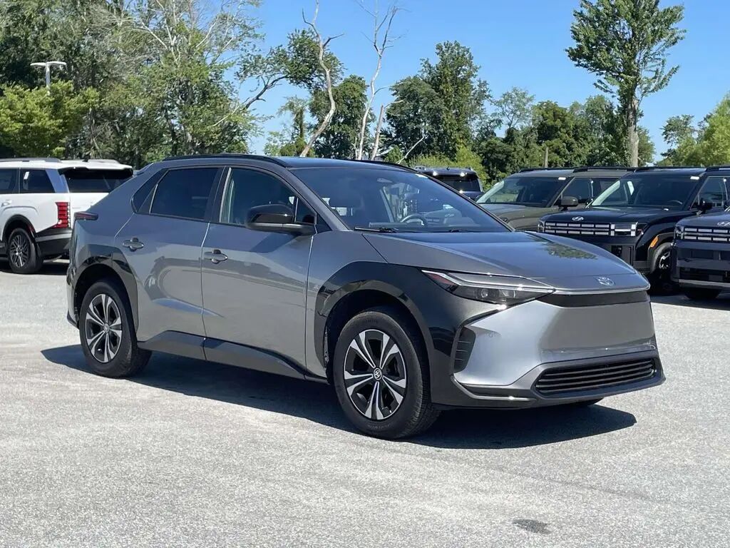 2025 Toyota bZ4X XLE — photo 1 of 26