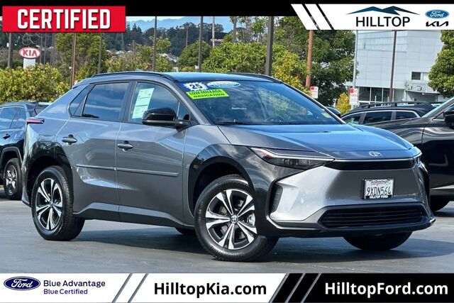 2025 Toyota bZ4X XLE