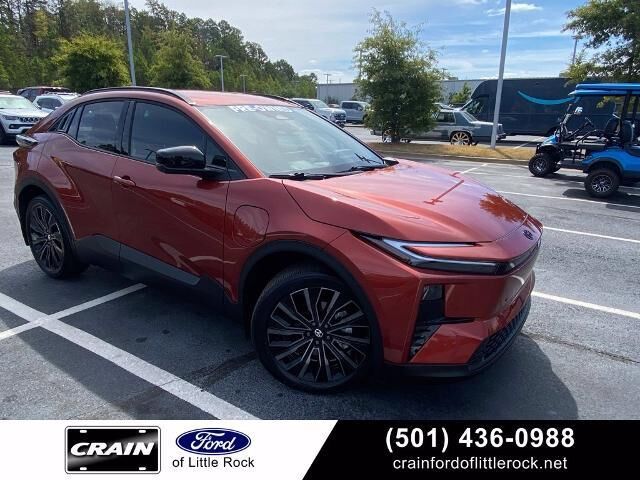 2026 Toyota C-HR XSE