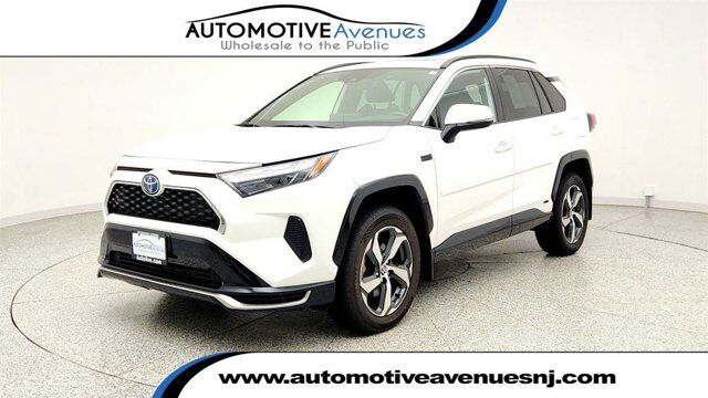 2023 Toyota RAV4 Prime SE