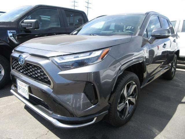 2024 Toyota RAV4 Prime SE — photo 1 of 7
