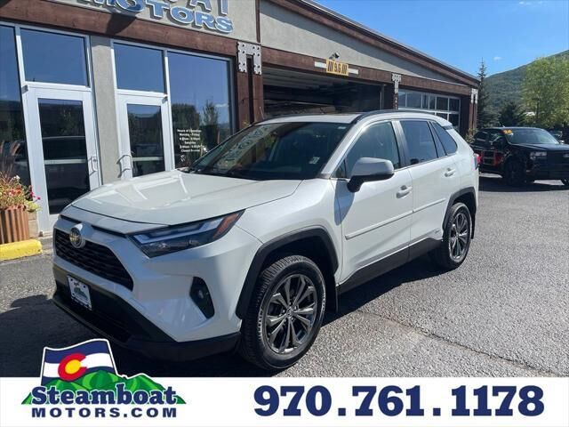 2022 Toyota RAV4 Hybrid XLE Premium — photo 1 of 20
