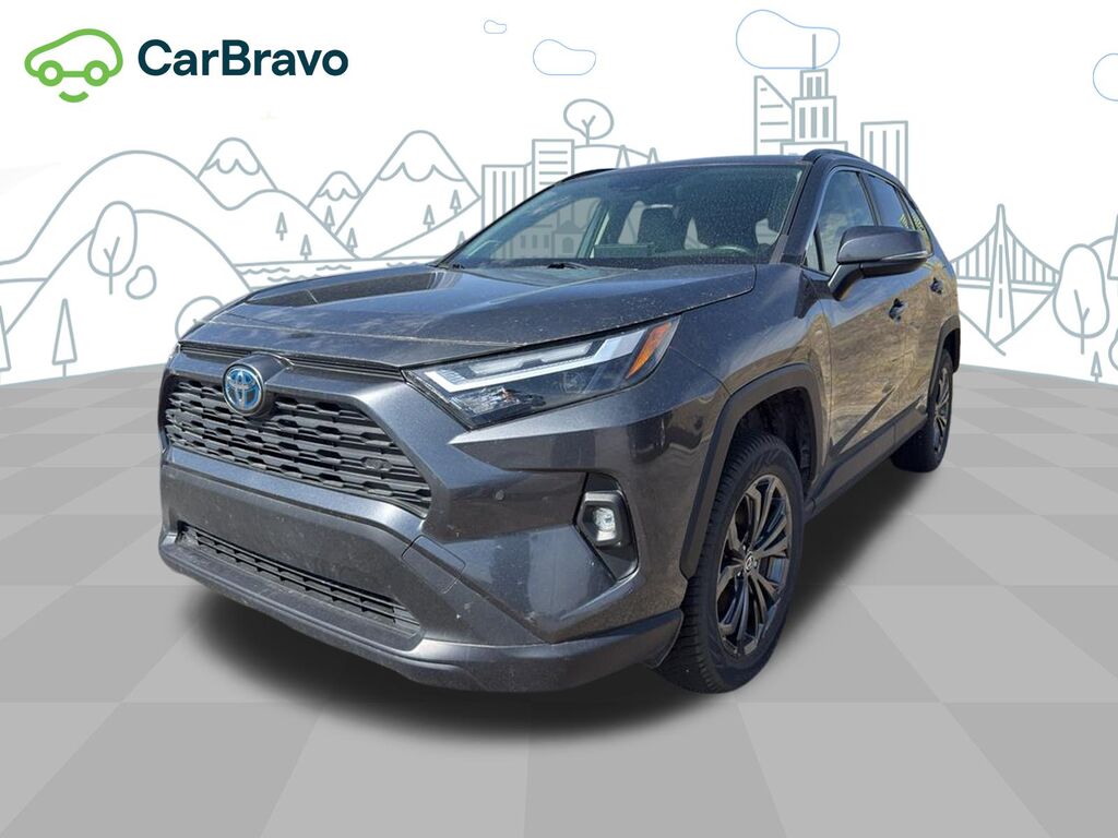 2022 Toyota RAV4 XLE Premium — photo 1 of 2
