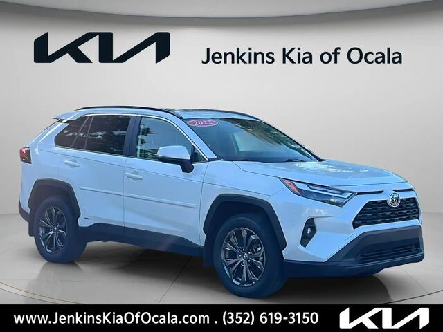 2022 Toyota RAV4 Hybrid XLE Premium